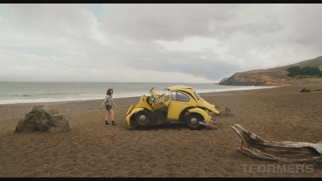 New Bumblebee Movie Trailer HD Screencap Gallery 042 (42 of 176)